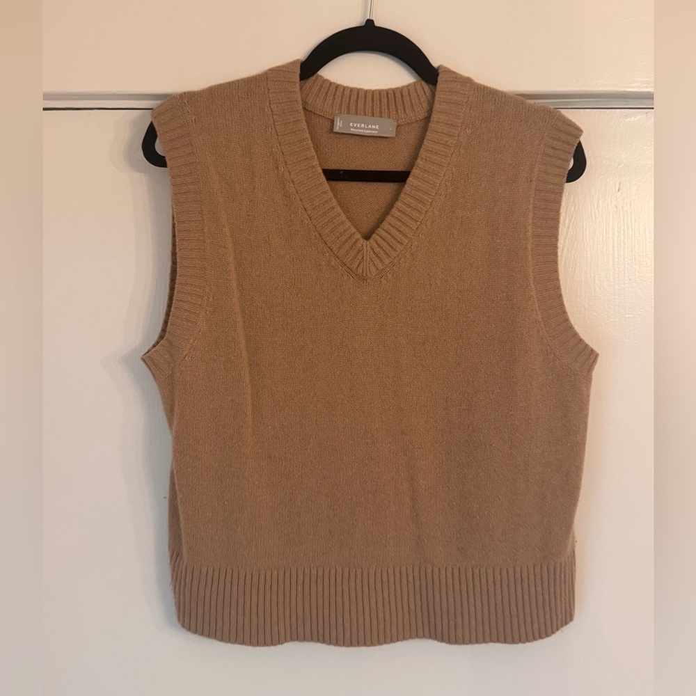 Everlane Women's cashmere vest - Light Camel - Large